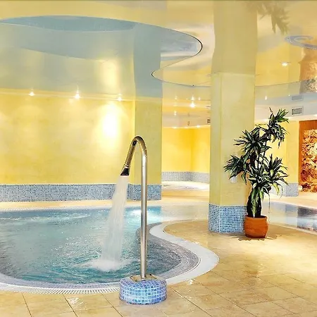 Cabot Cap De Mar Hotel 4*