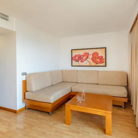 Cabot Cap De Mar Hotel 4*